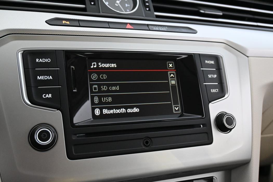 VOLKSWAGEN Passat 2015