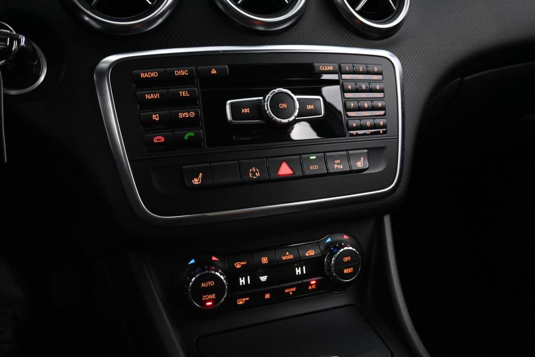 MERCEDES-BENZ A 2013