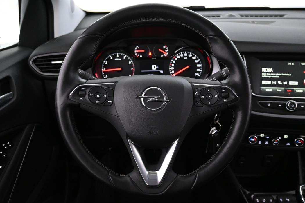 OPEL Crossland X 2017