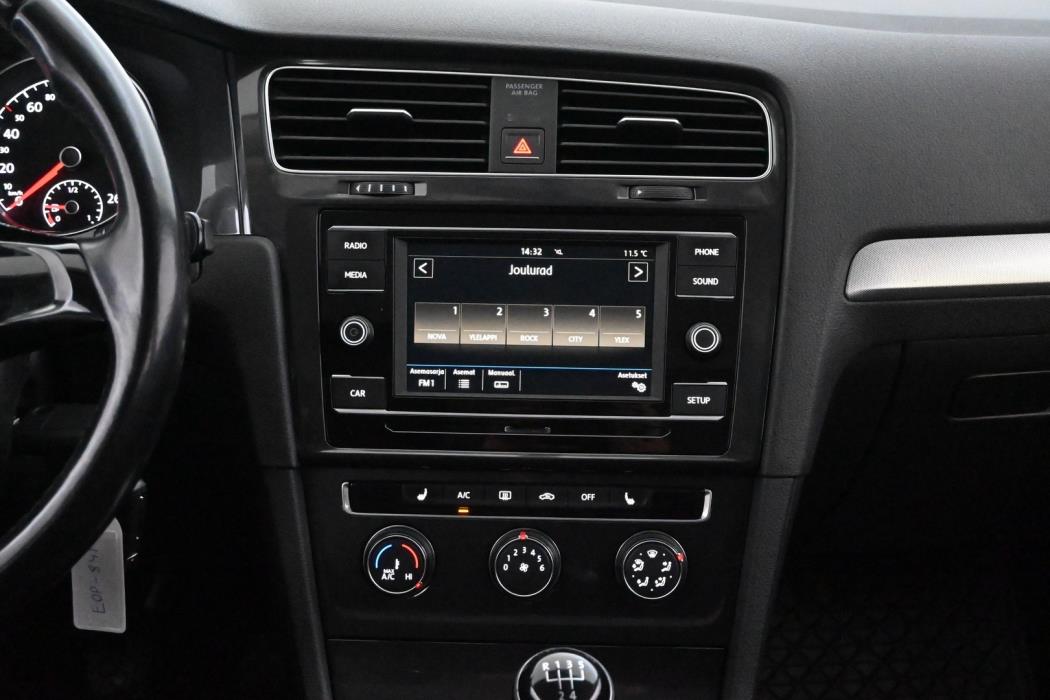 VOLKSWAGEN Golf 2017