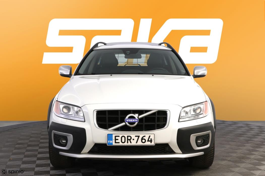 VOLVO XC70 2013