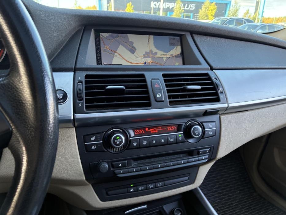 BMW X5 2012