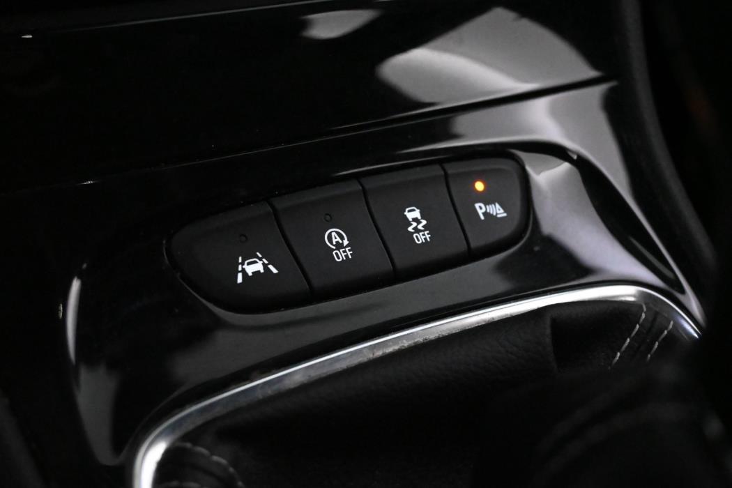 OPEL Astra 2018