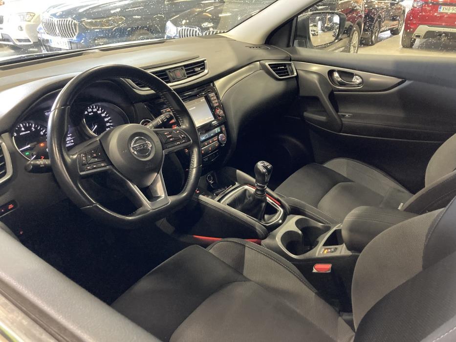 NISSAN Qashqai 2018