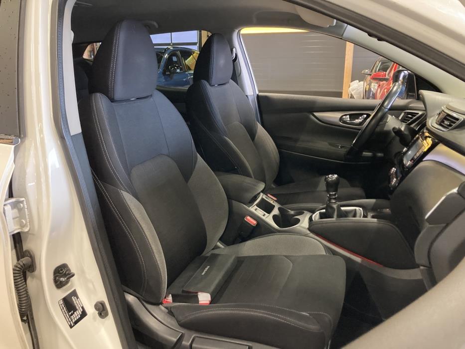 NISSAN Qashqai 2018