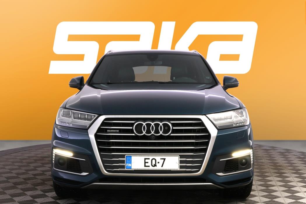 AUDI Q7 2018