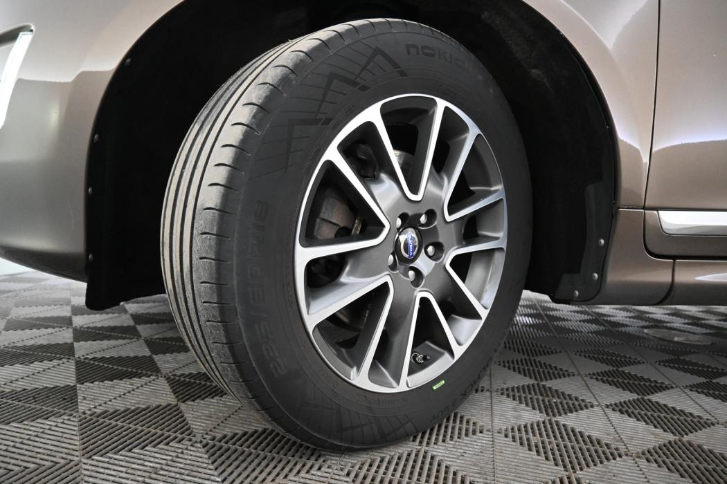 VOLVO XC60 2017