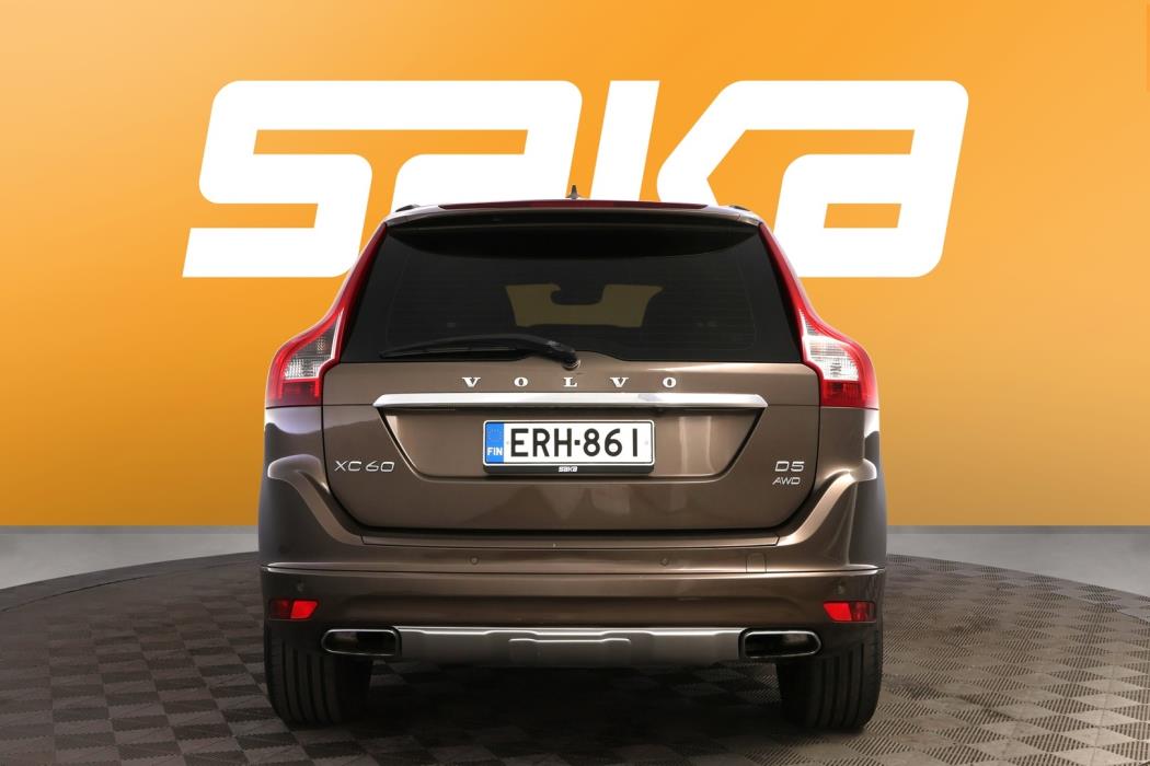 VOLVO XC60 2017