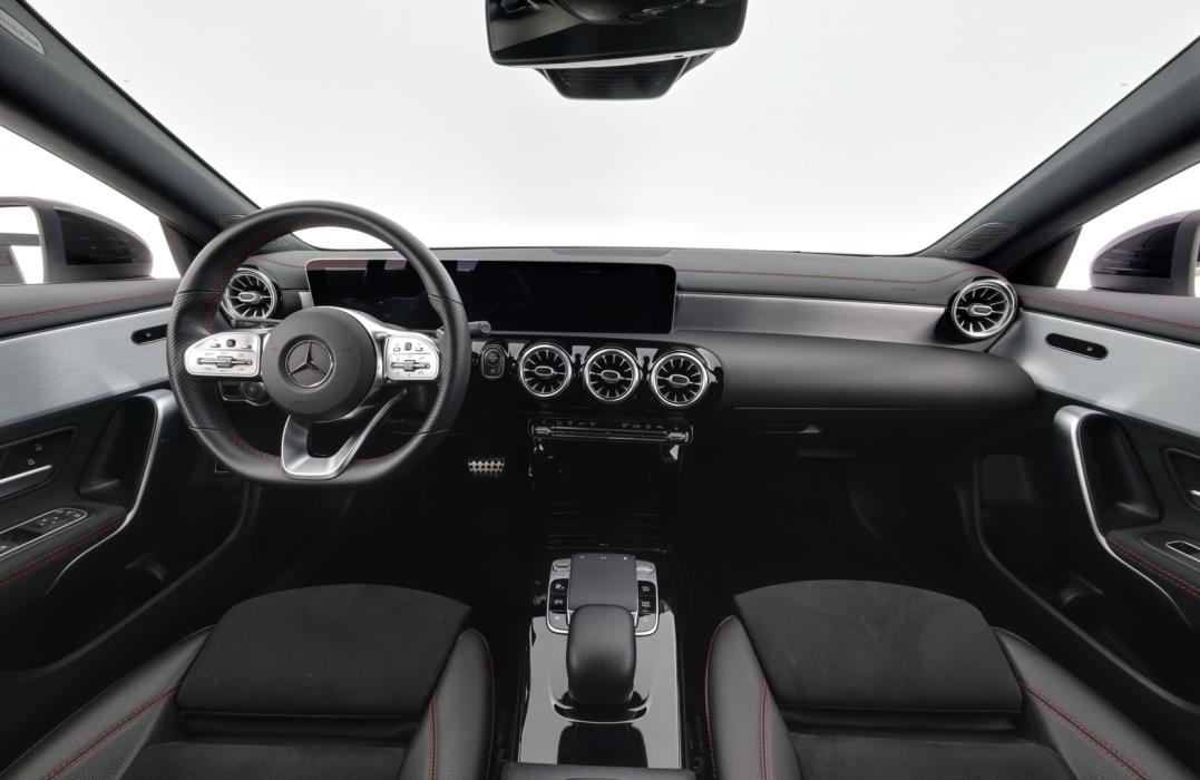 MERCEDES-BENZ CLA 2020