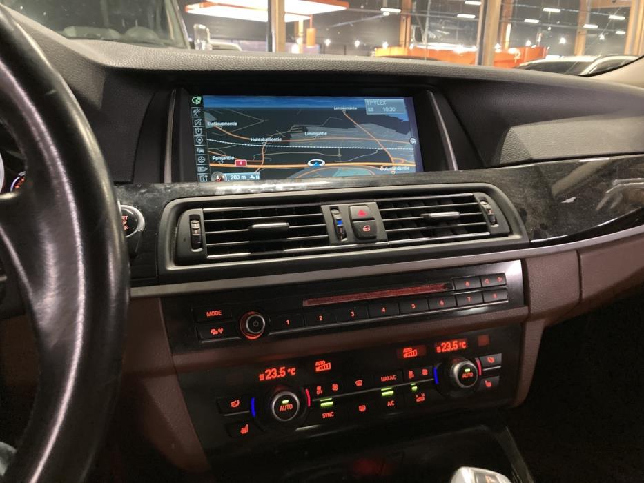 BMW 530 2015