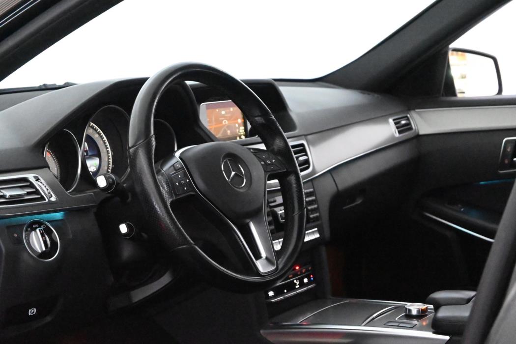 MERCEDES-BENZ E 2013