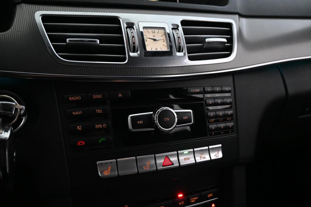 MERCEDES-BENZ E 2013
