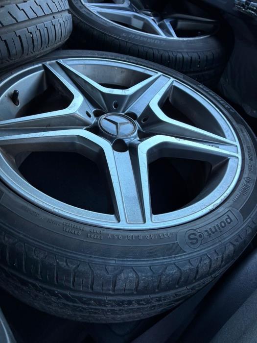 MERCEDES-BENZ E 2009