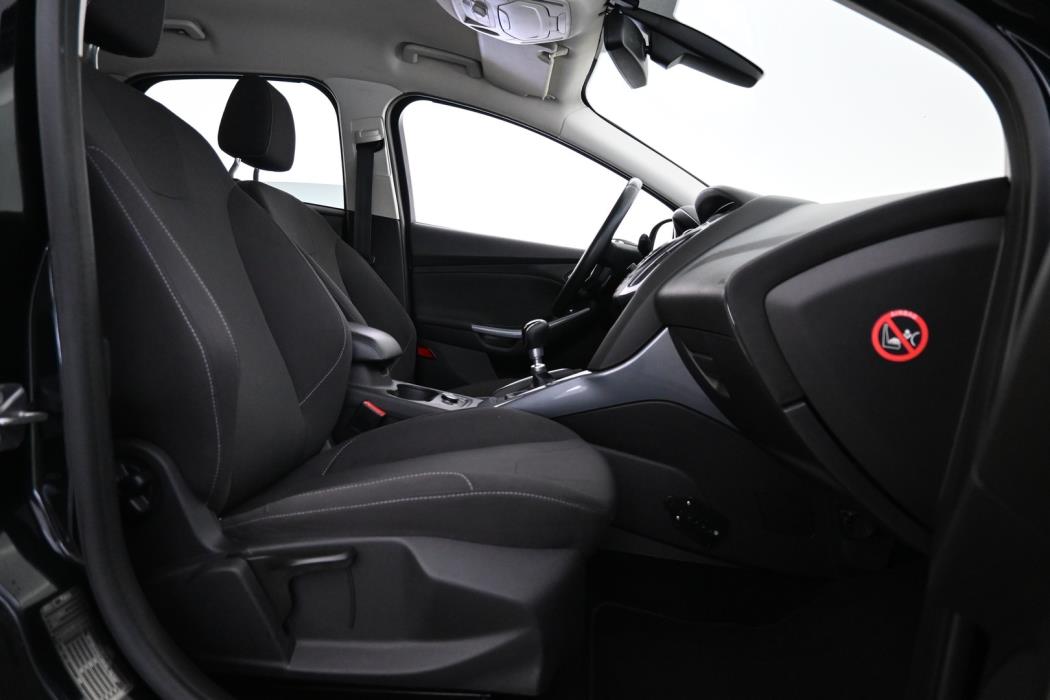 FORD Focus 2011