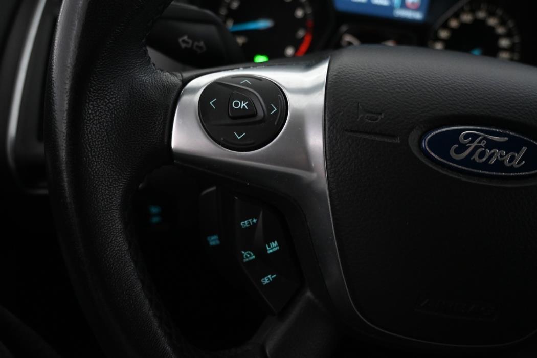 FORD Focus 2011
