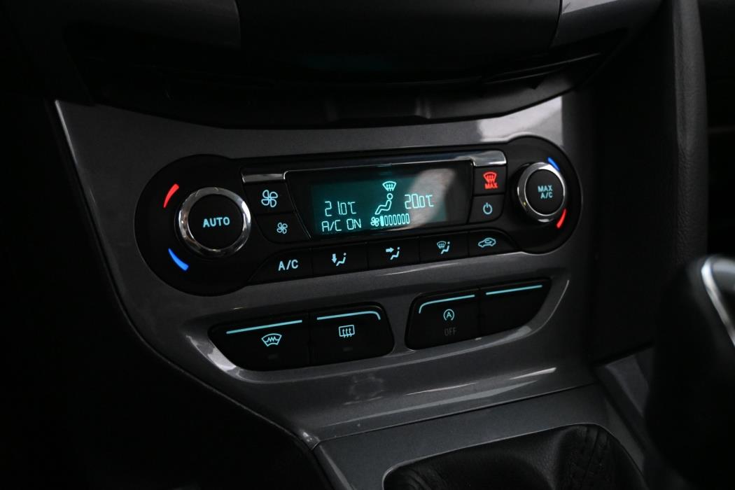 FORD Focus 2011