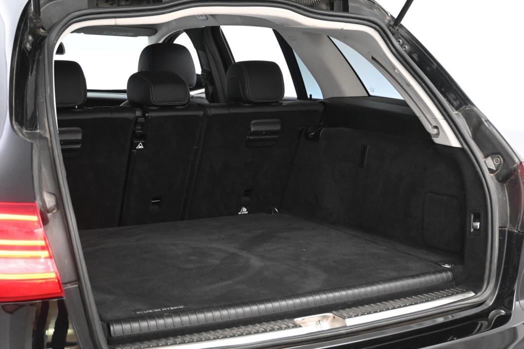 MERCEDES-BENZ C 2016