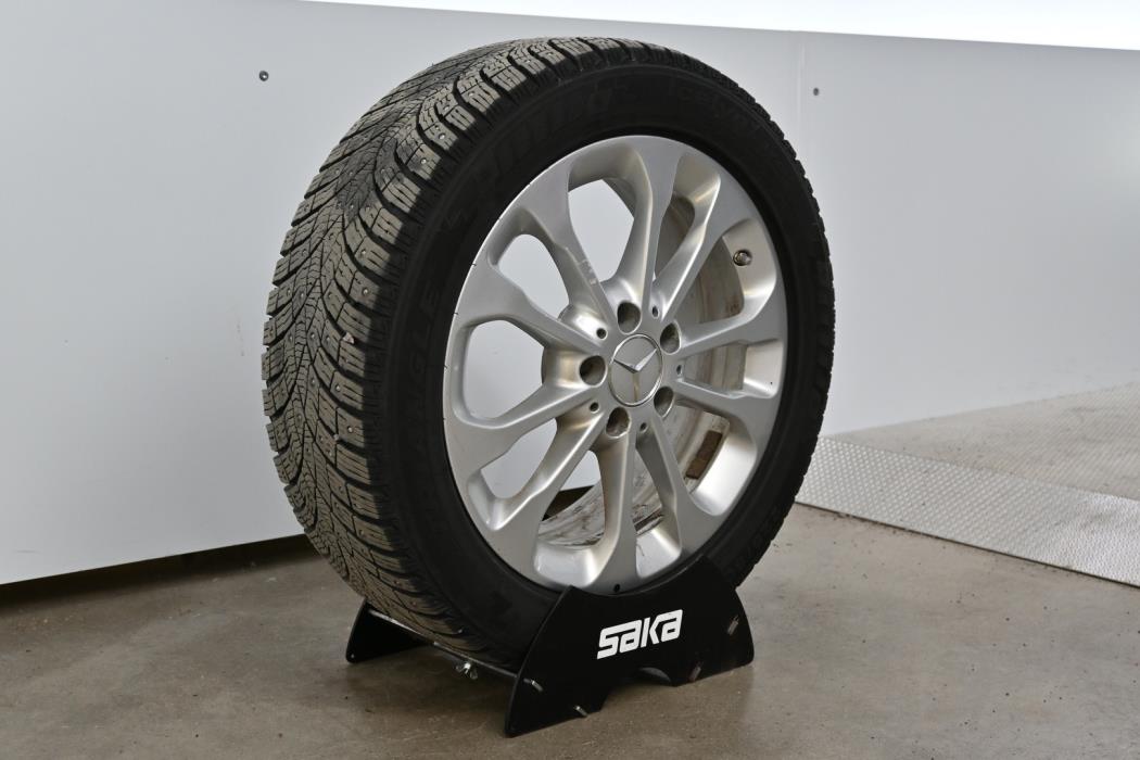 MERCEDES-BENZ C 2016