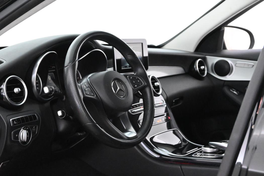 MERCEDES-BENZ C 2016