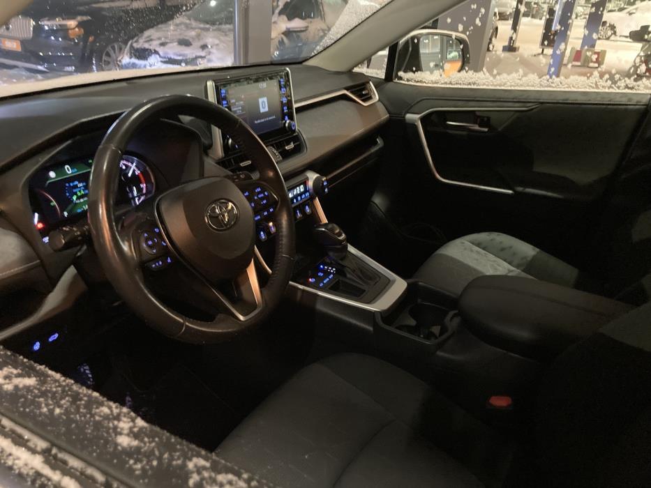 TOYOTA RAV4 2019