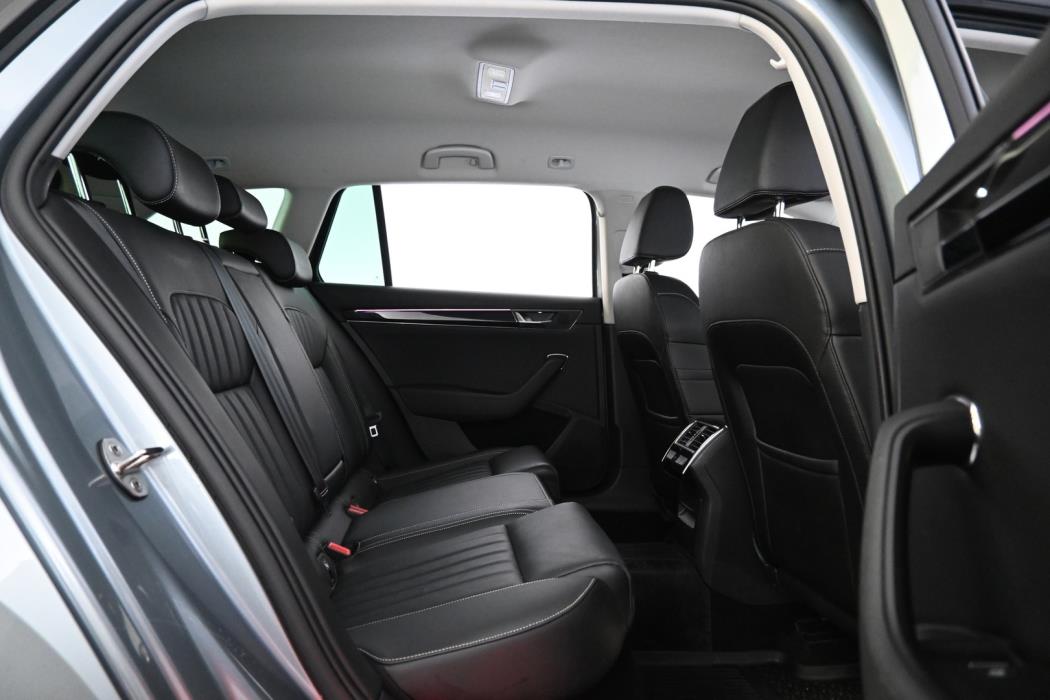 SKODA Superb 2021