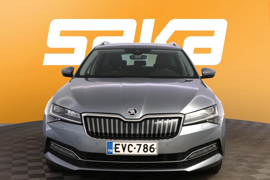 SKODA Superb 2021