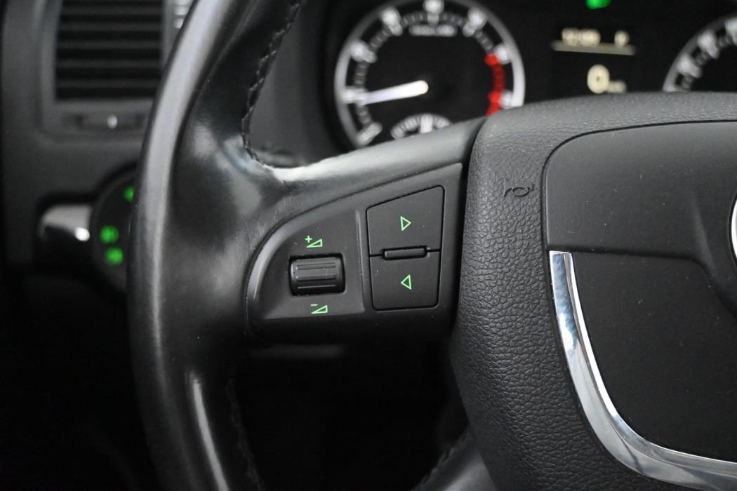 SKODA Octavia 2011