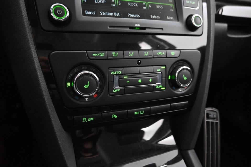 SKODA Octavia 2011