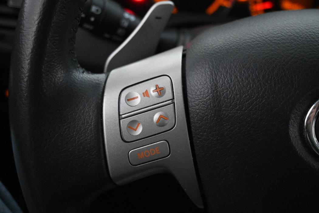TOYOTA Corolla 2009