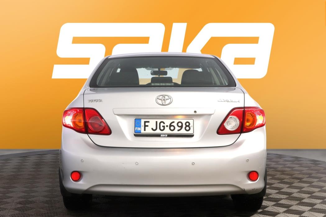 TOYOTA Corolla 2009