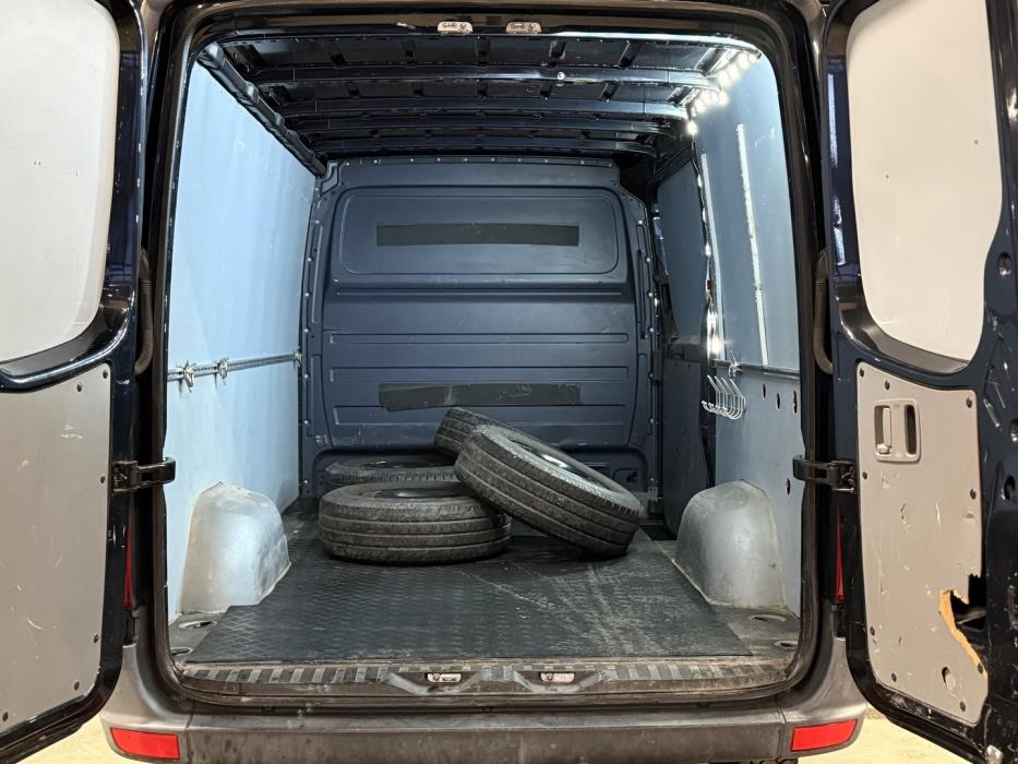 VOLKSWAGEN Crafter 2013