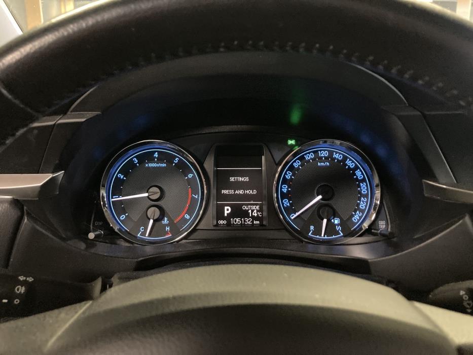 TOYOTA Corolla 2014