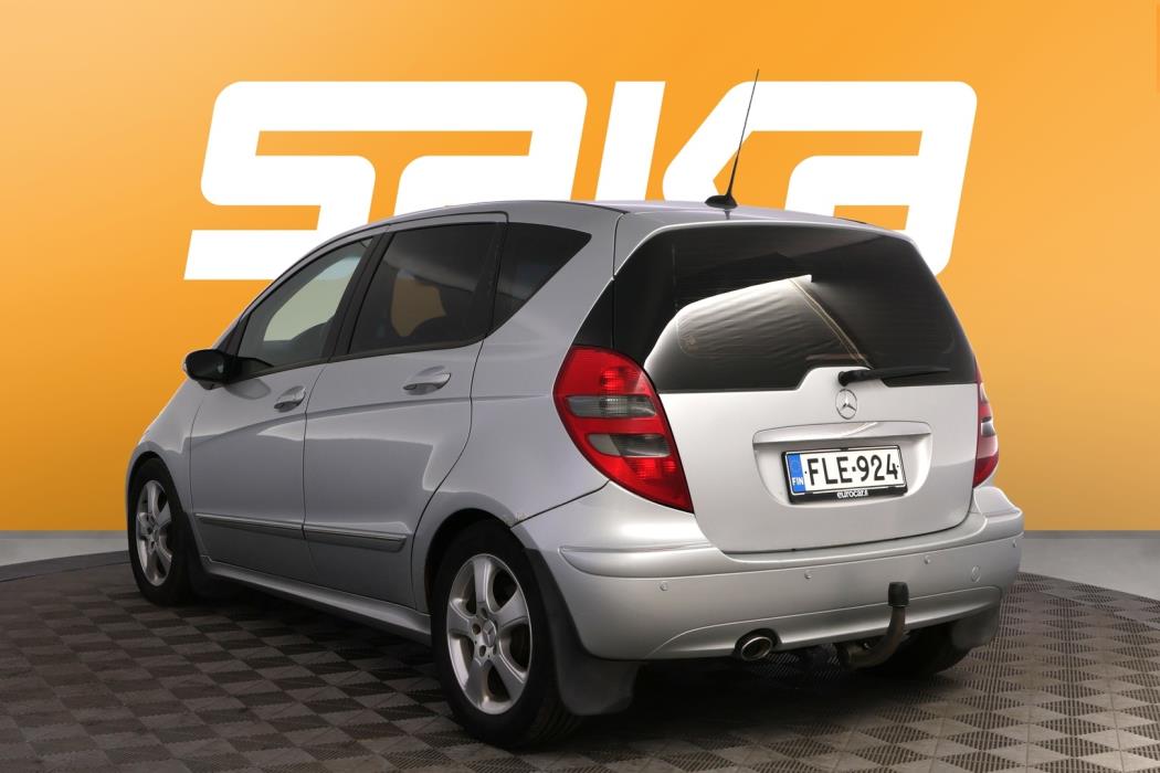 MERCEDES-BENZ A 2005