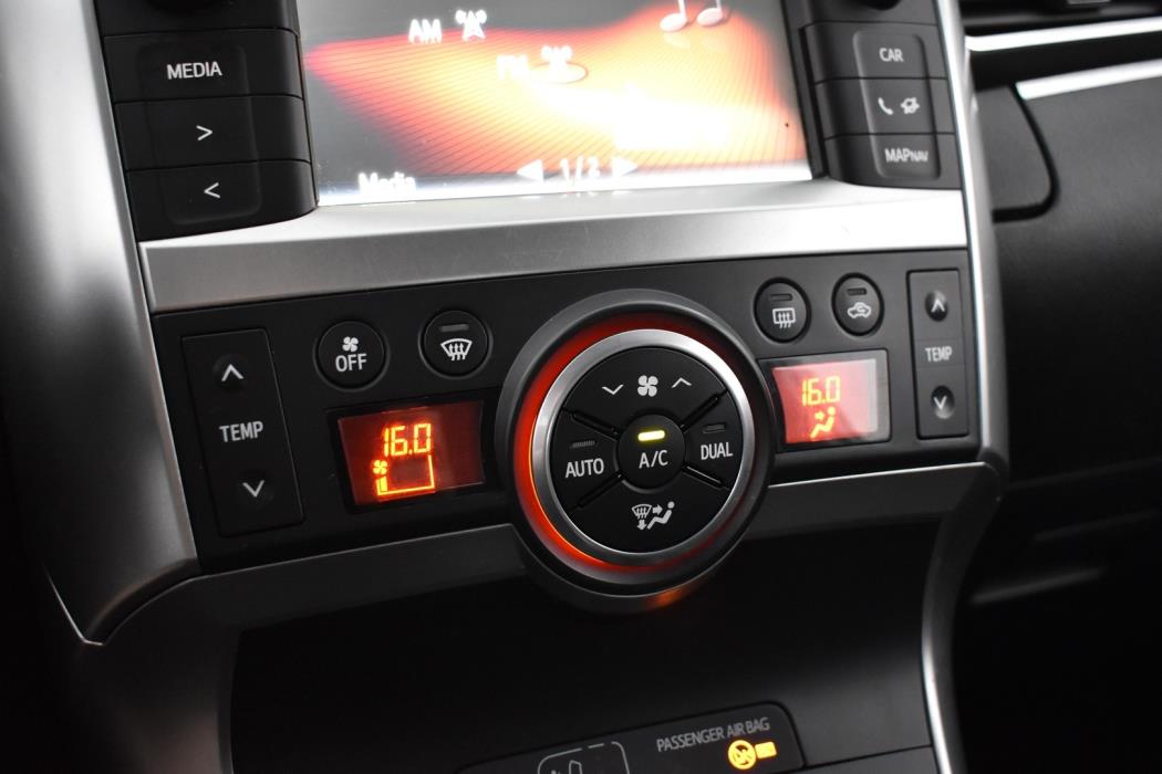TOYOTA Verso 2015