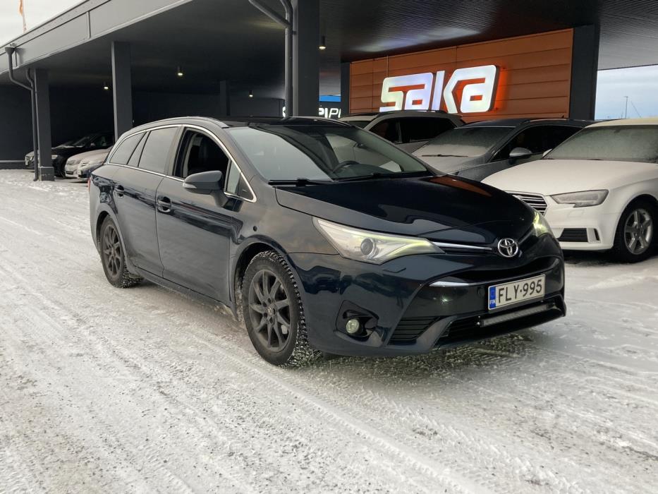 TOYOTA Avensis 2016