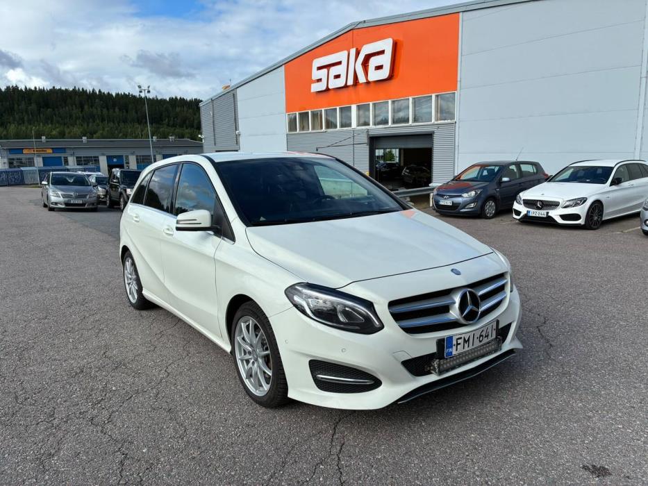 MERCEDES-BENZ B 2016