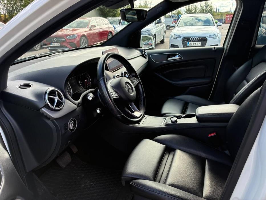 MERCEDES-BENZ B 2016