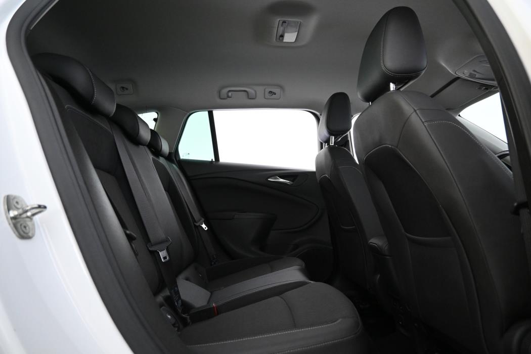 OPEL Astra 2017