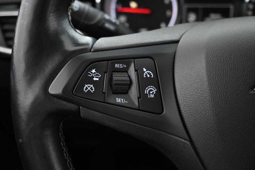 OPEL Astra 2017