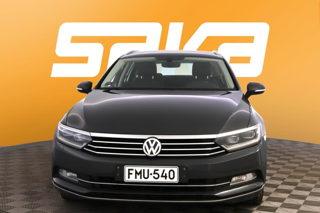 VOLKSWAGEN Passat 2017