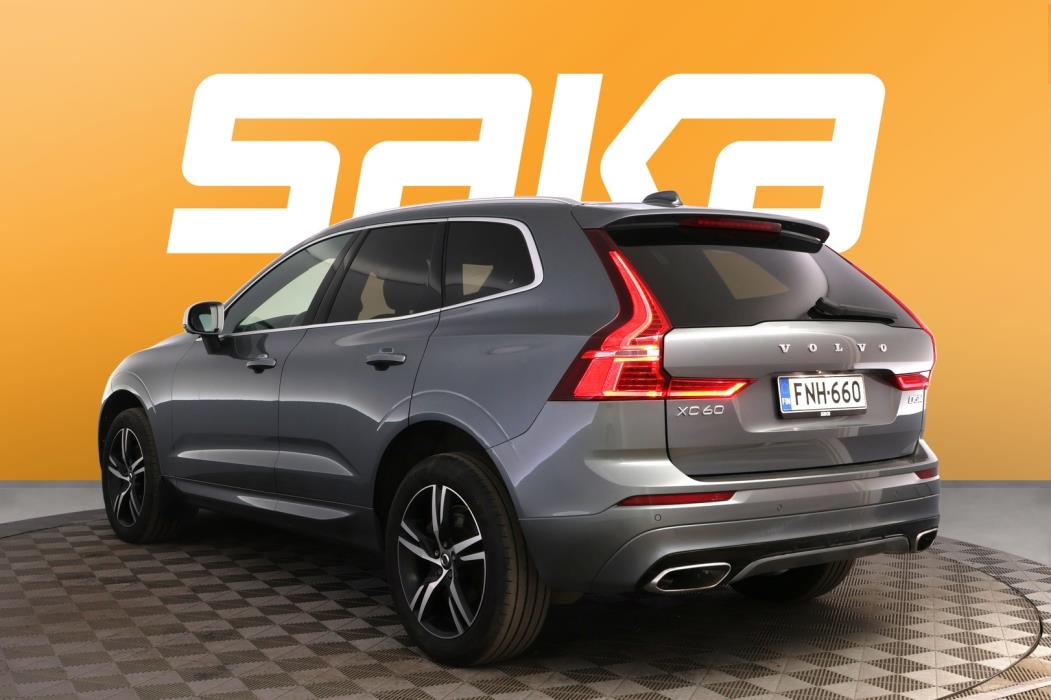 VOLVO XC60 2018