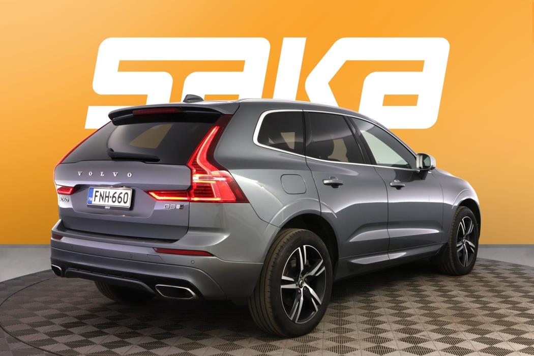 VOLVO XC60 2018