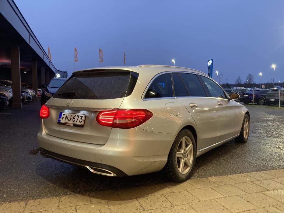 MERCEDES-BENZ C 2015