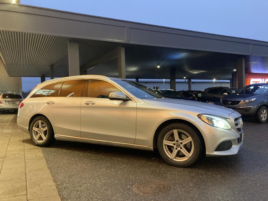MERCEDES-BENZ C 2015