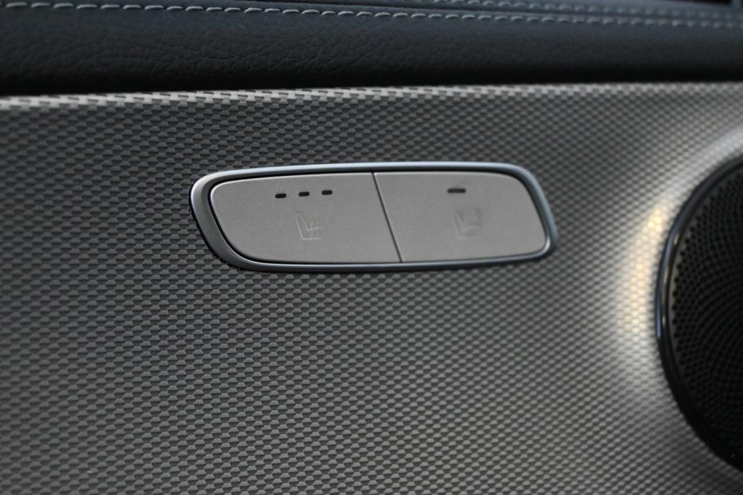 MERCEDES-BENZ E 2019