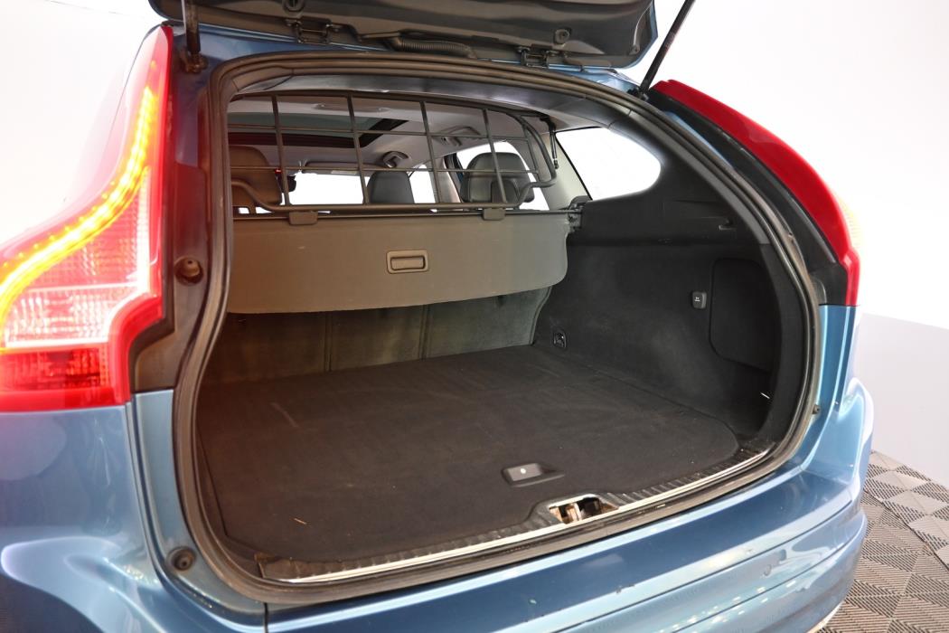 VOLVO XC60 2016