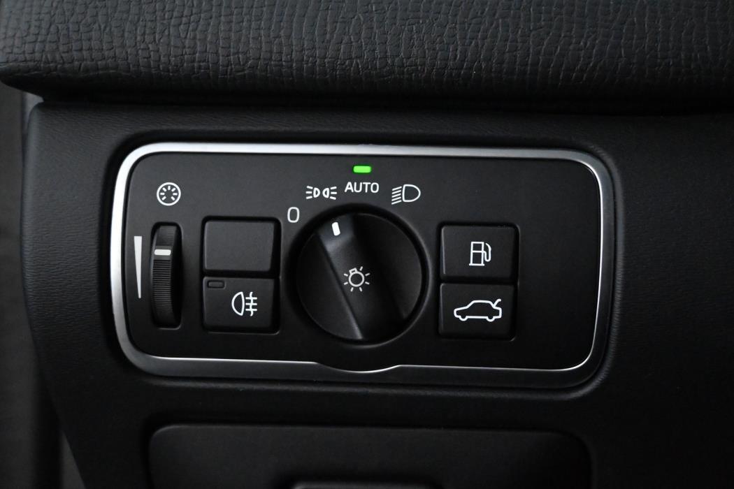 VOLVO XC60 2016
