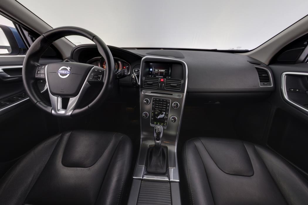 VOLVO XC60 2016