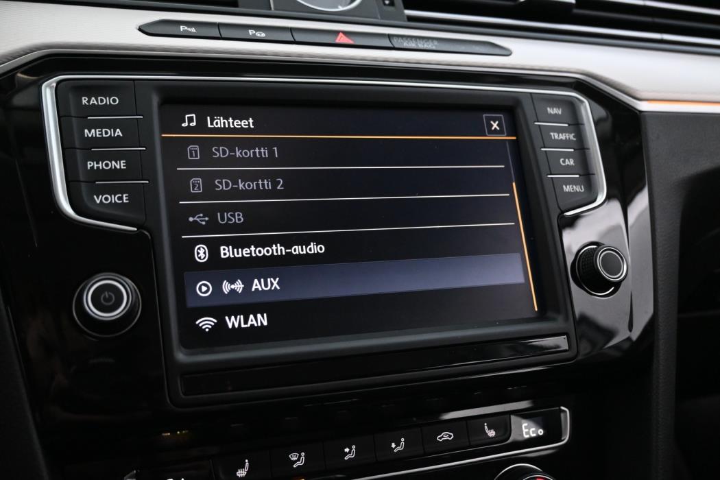 VOLKSWAGEN Passat 2017