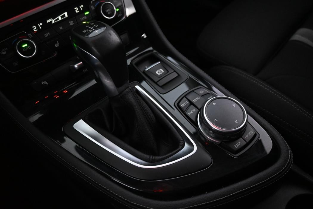 BMW 220 2017
